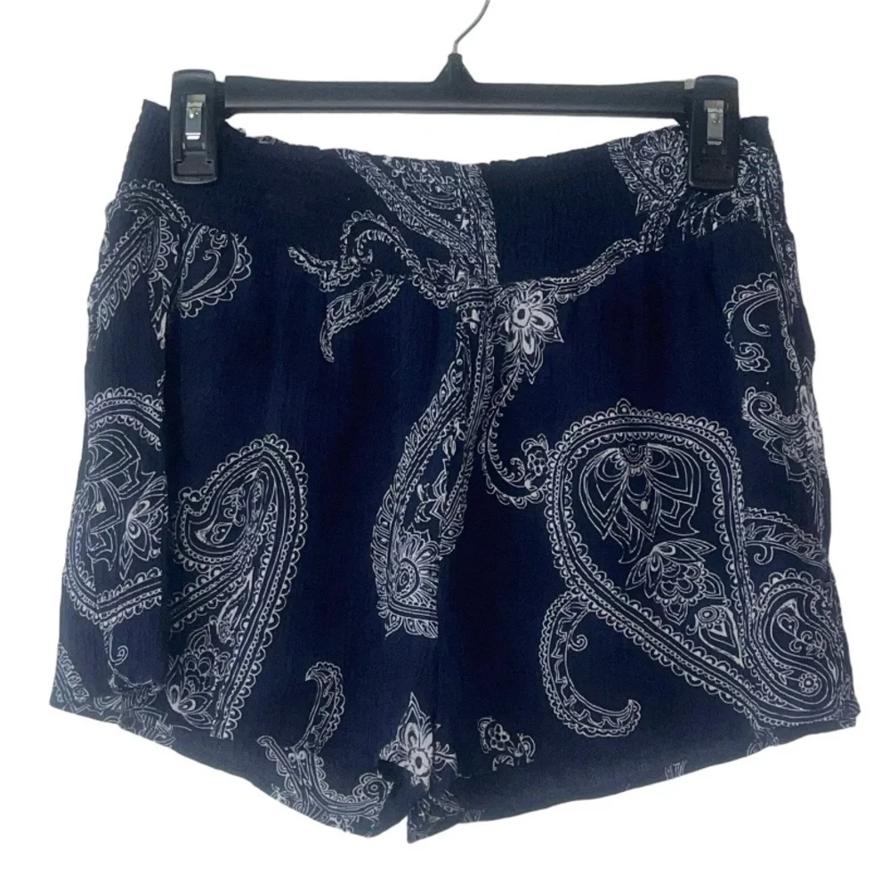 Altar’d State smocked waist and navy white paisley flowy flounce shorts medium - Picture 1 of 8